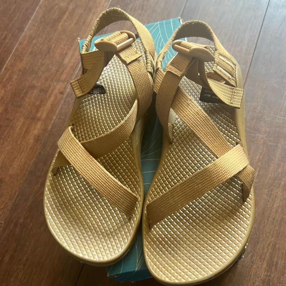 Chaco z1 classic bone brown sandals Earth Tones Collection